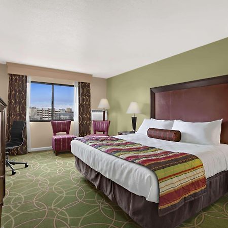 Days Inn By Wyndham Penn State State College Buitenkant foto