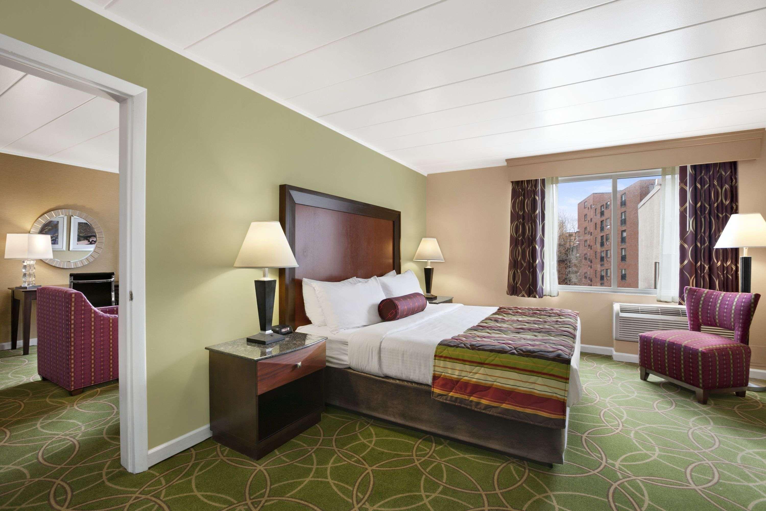 Days Inn By Wyndham Penn State State College Buitenkant foto