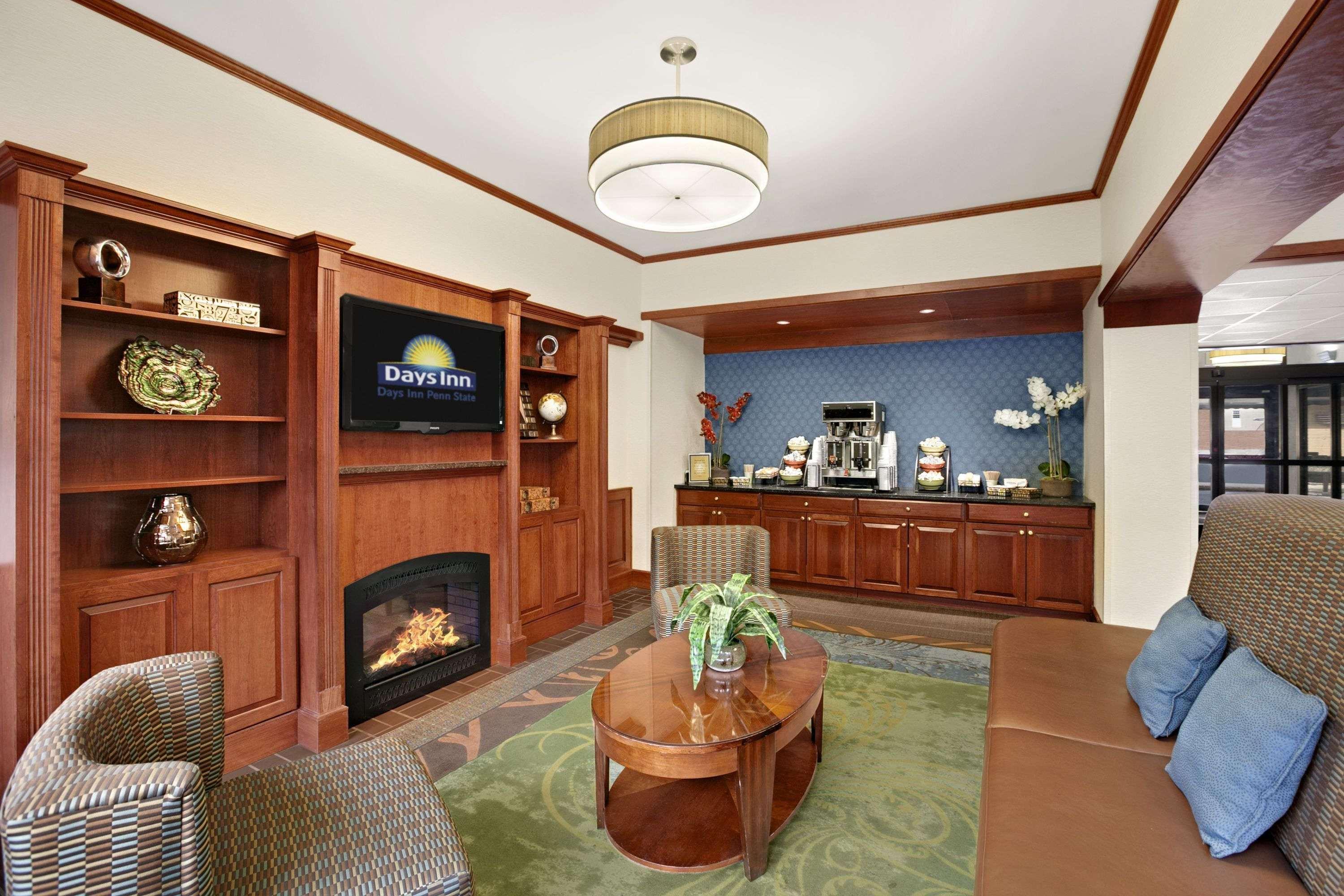 Days Inn By Wyndham Penn State State College Buitenkant foto